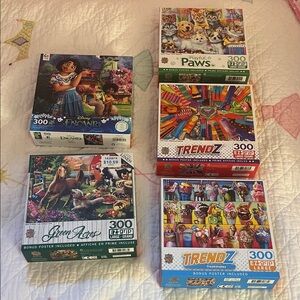 300-Piece Jigsaw Puzzle for Children- Variety, Used